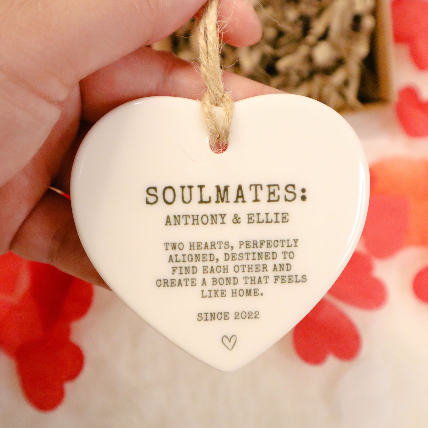 Letterbox Gift | Personalised Heart Ornament with Names & Dates, Chocolate & Custom Card | Brievenbuscadeau